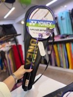 راکت بدمینتون حرفه ای yonex