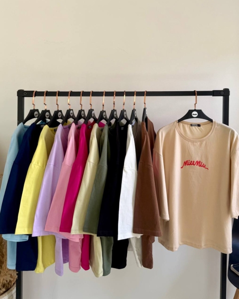 تیشرت باکسی لشmiumiu