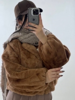 پوست جلو زیپی