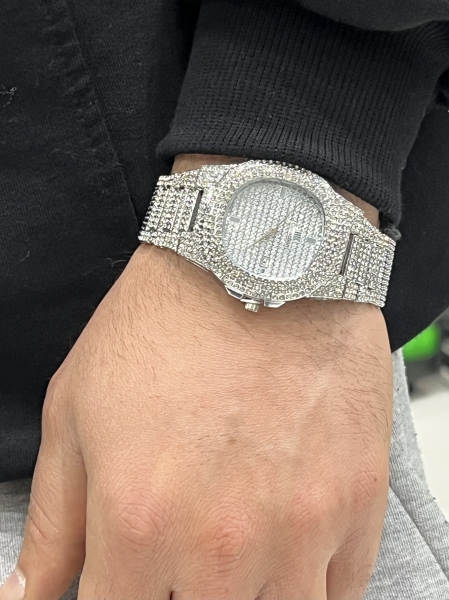 ساعت Patek فول نگین
