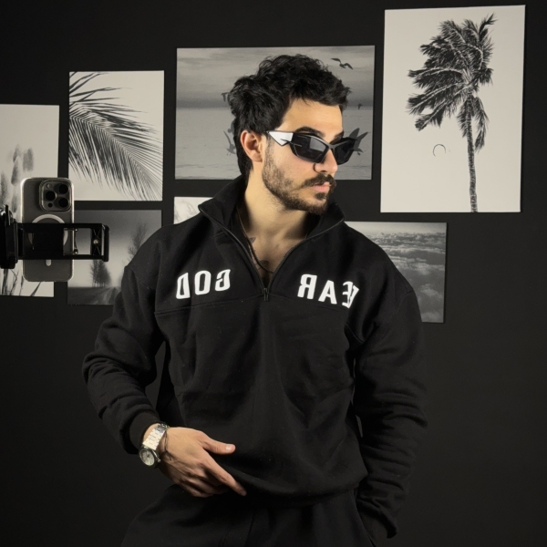 نیم زیپ 3 نخ سفید مشکی ( بسته 8 عددی ) هر عدد با تخفیف 650 تومان
