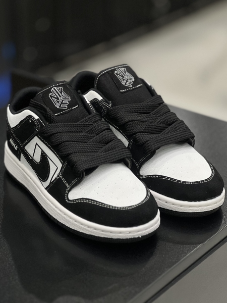 کتونی nike کد 323