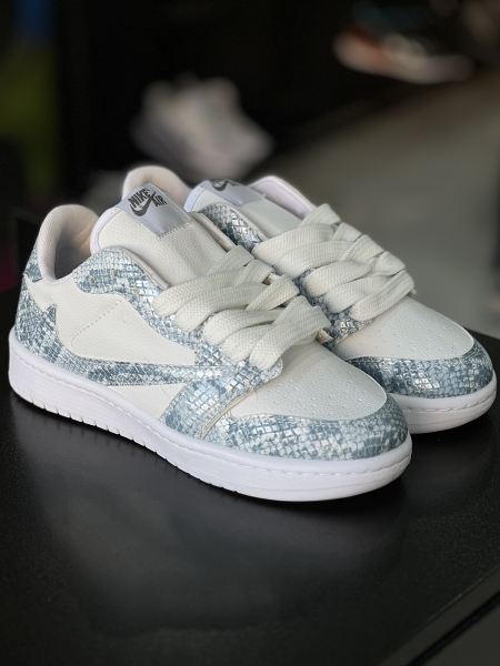 کتونی NIKE کد 337