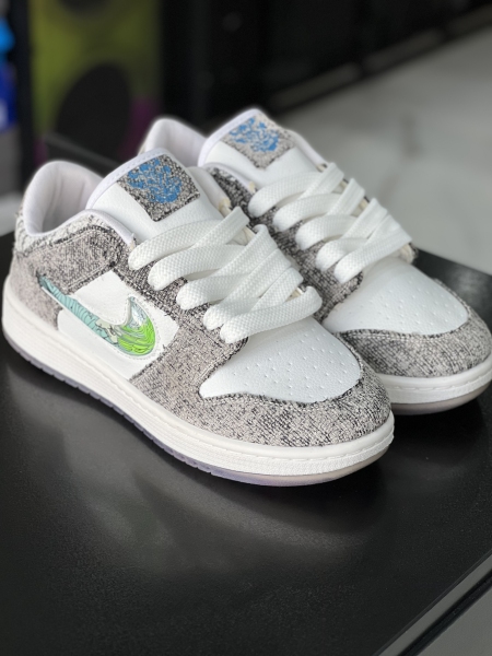 کتونی nike کد 368