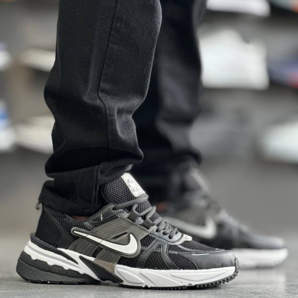 کتانی NIKE V2K مشکی سفید