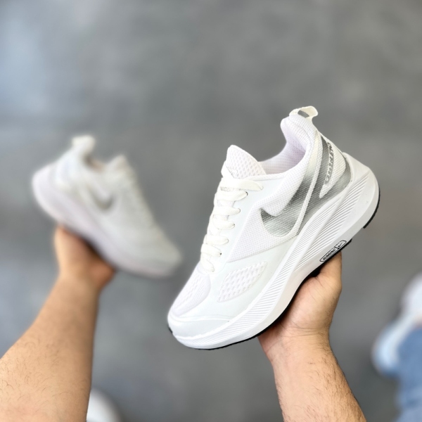 کتانی سایزکوچک NIKE Running سفید طوسی
