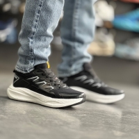 کتانیSAUCONY مشکی سفید