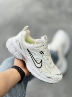 کتانی NIKE V سفید مشکی