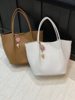 کیف لوسی