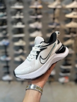 کتانی NIKE سفید مشکی