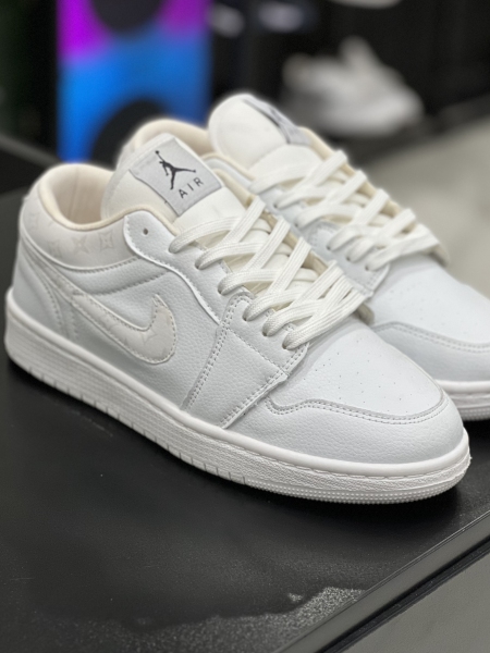 کتونی nike کد 399
