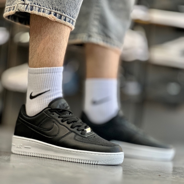 کتانی NIKE AIR مشکی کف سفید