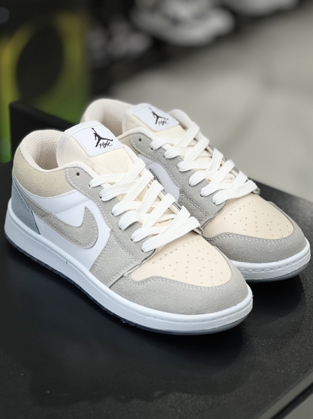 کتونی nike کد 425