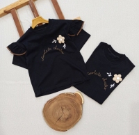 تیشرت طرح گل