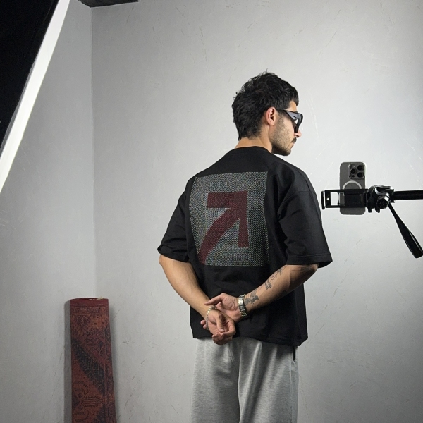 تیشرت 2 نخ پنبه لش باکسی گلدوزی ( بسته 20 عددی ) هر عدد 720 تومان