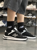 کتانی New balance مشکی سفید