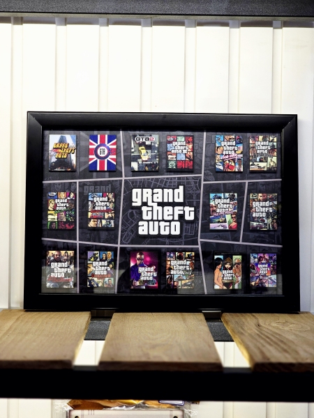 تابلو شیشه ای Gta