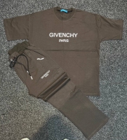 ست تیشرت واسلش GIVENCHY زیتونی