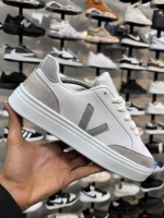 کتونی ونس وجا(VEJA) مردانه رنگ سفید طوسی