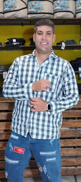 پیراهن نخی( خط وسطش زرد )