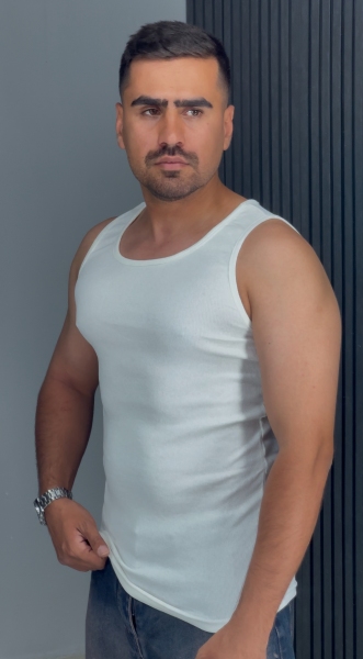 تنگ تاپ سفید