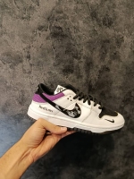 "کتونی نایک"